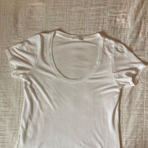 NWT Reformation T-Shirt -White scoopneck tee shirt